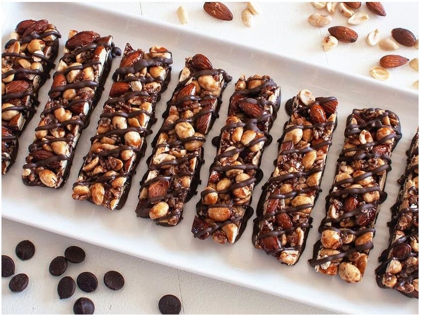 Dark Chocolate & Nut Clusters:
